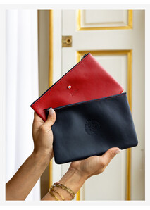 Pochette en cuir bleu - Élysée x Larmorie
